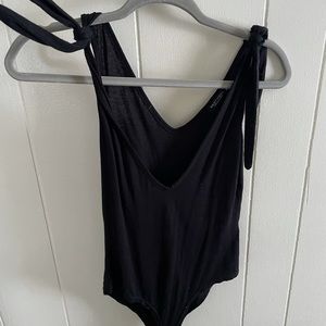 Nasty gal tie shoulder bodysuit